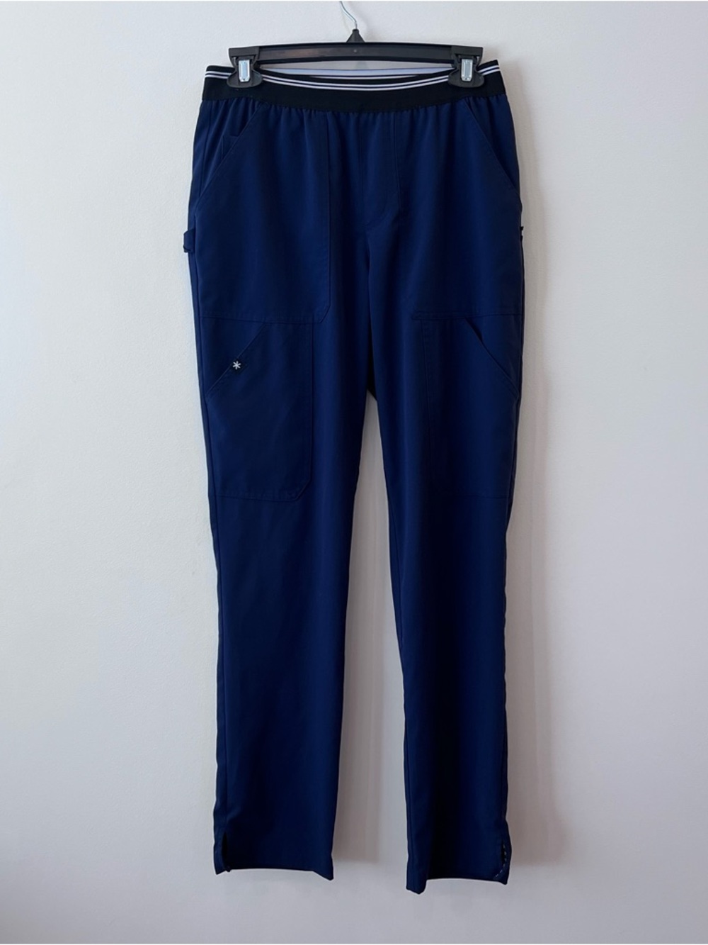 Beyond Scrubs Women’s XS Navy Blue Medical Scrub Pants Medical Utility